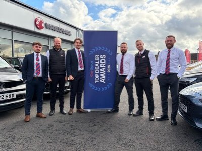 CarGurus recognises drivedirect sites with 2025 Top Dealer Award