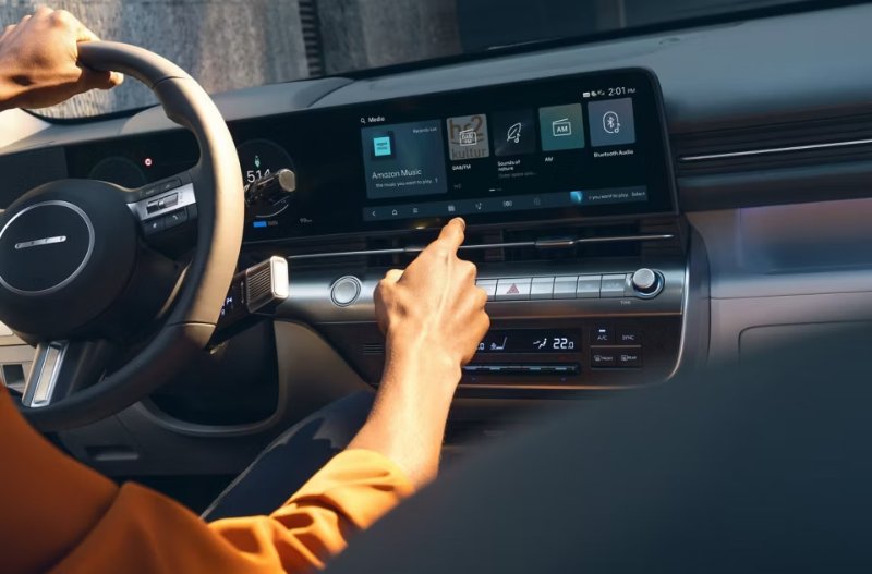 Hyundai Kona interior screen