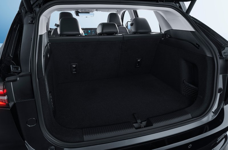 mg hs boot space