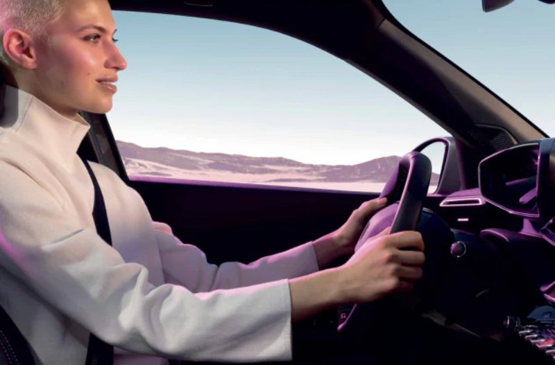 peugeot 2008 woman driving car