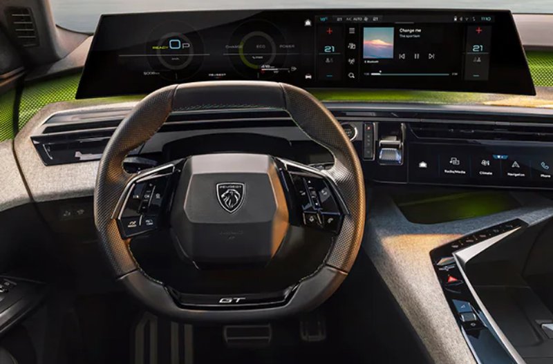 peugeot 5008 cockpit view