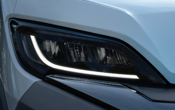 peugeot E-Boxer headlights