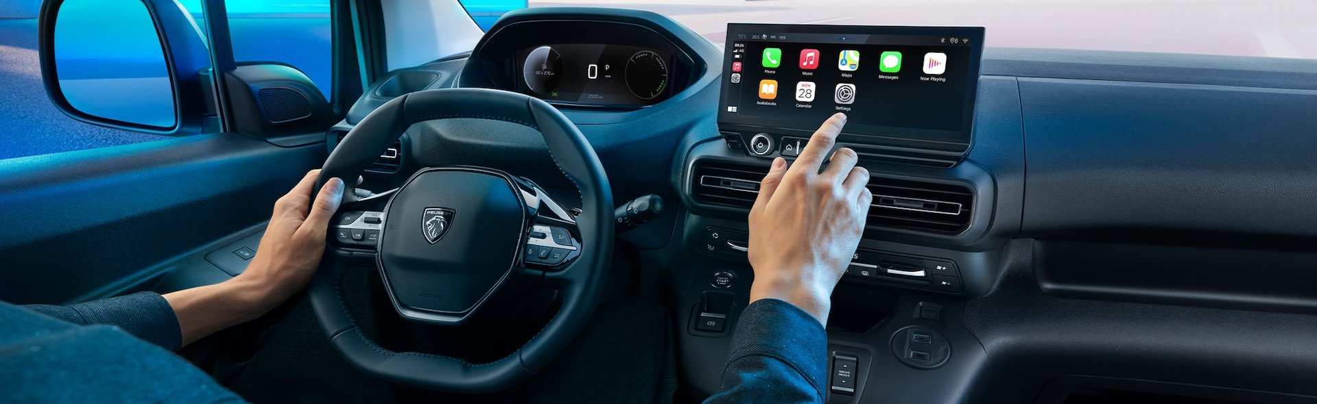 peugeot E-Expert stay connected screen