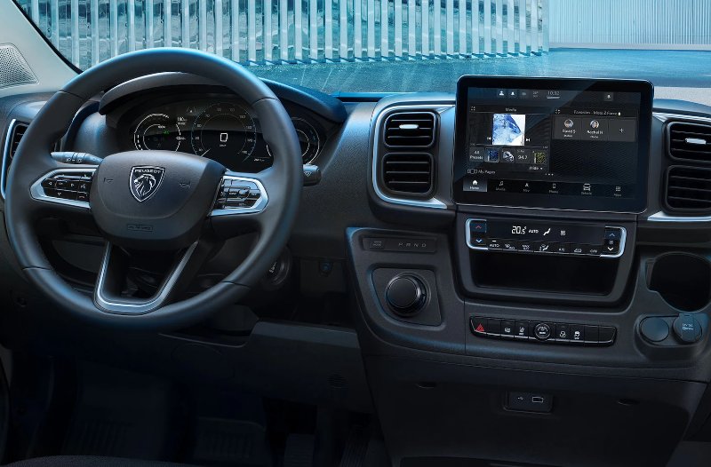 peugeot E-Boxer interior and infotainment