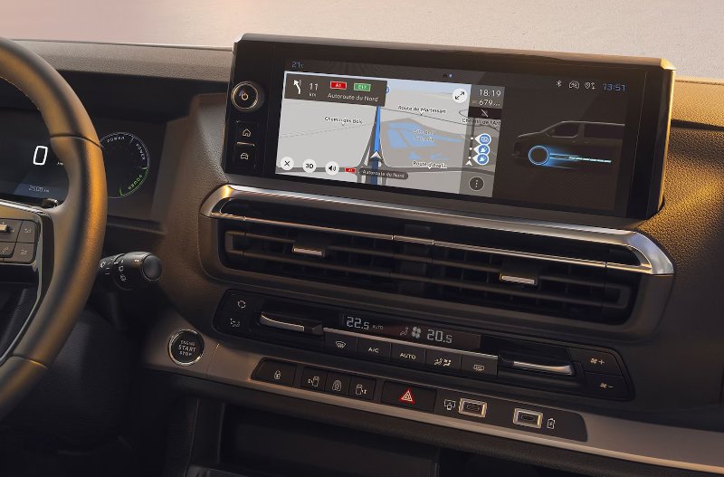 peugeot e traveller connectivity screen