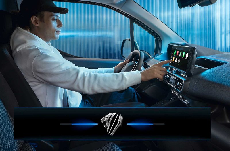 Peugeot Partner chatgpt screen