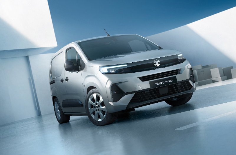 vauxhall combo electric in silver