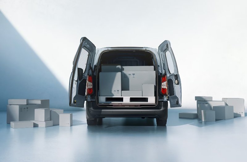vauxhall combo electric van from the rear with door open