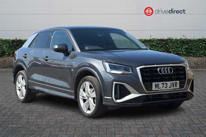 AUDI Q2